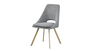 Silla moderna con asiento y respaldo tapizados en gris y patas de madera clara