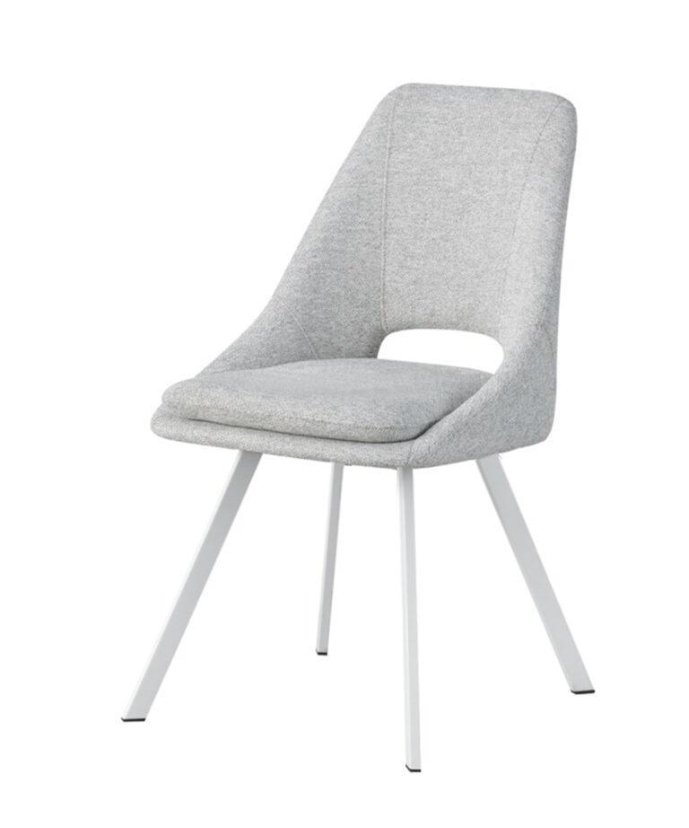 Silla moderna tapizada en gris claro con patas metálicas blancas