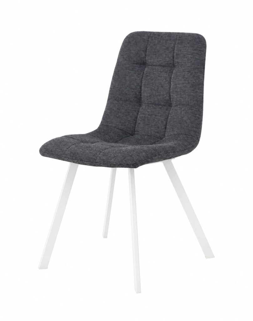 Silla moderna con asiento y respaldo tapizados en tela gris oscuro y patas blancas inclinadas